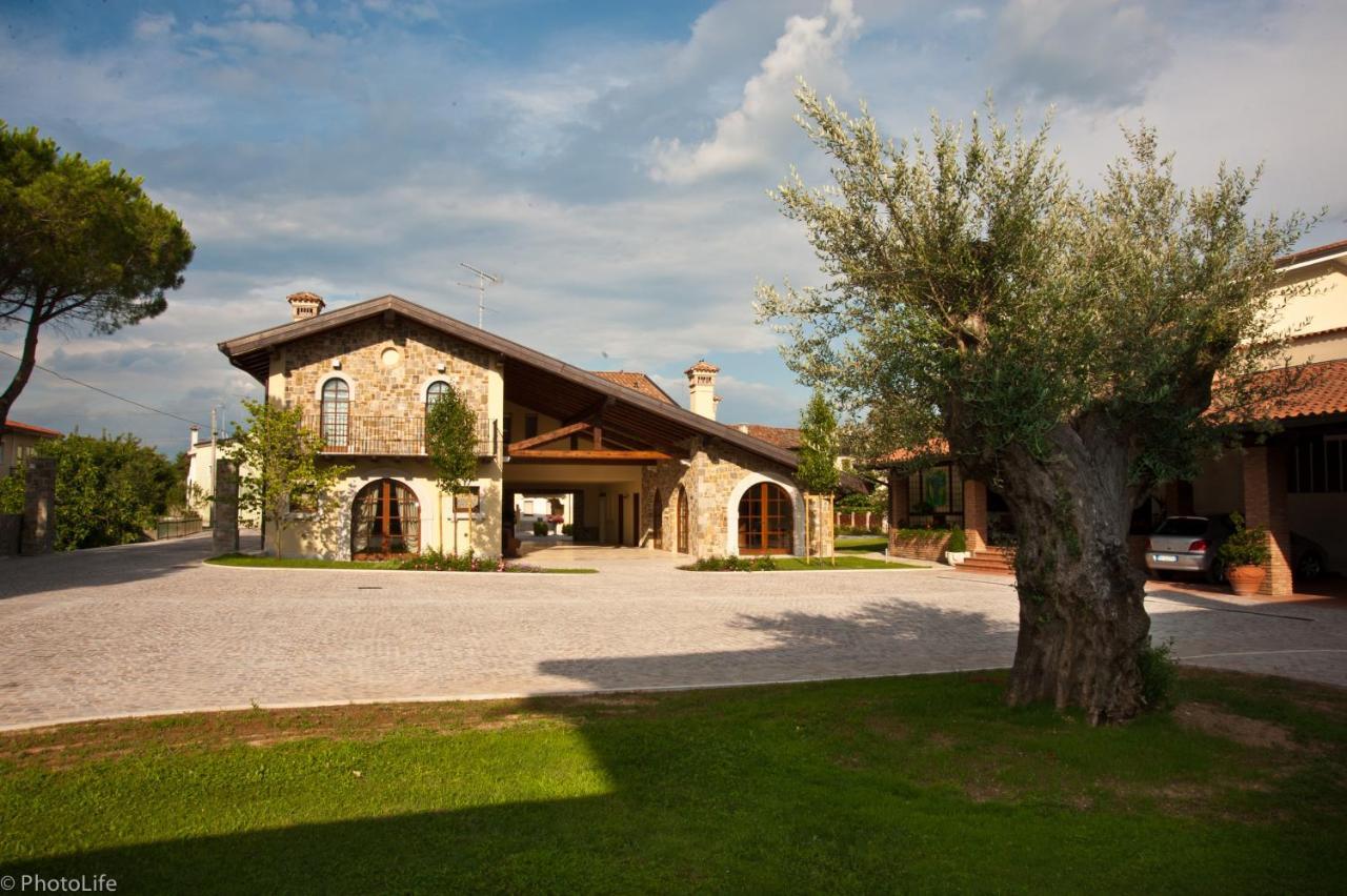 Wine Resort Luisa Mariano del Friuli Exteriér fotografie